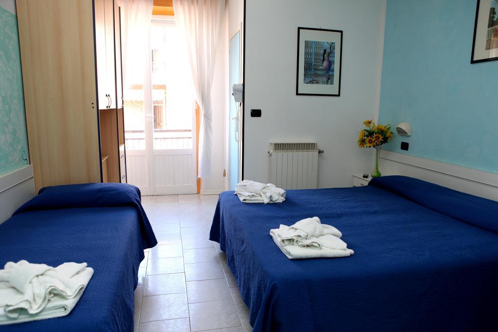 Hotel Saxon Rimini Szoba fotó
