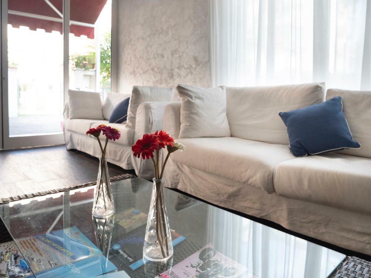 Hotel Saxon Rimini Kültér fotó